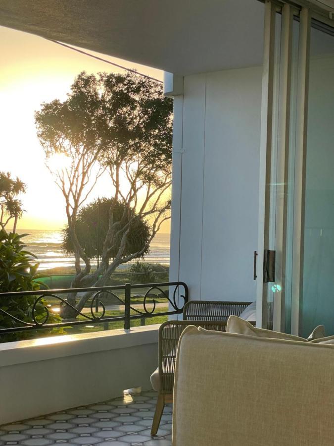 Houston Beachfront Apartment *